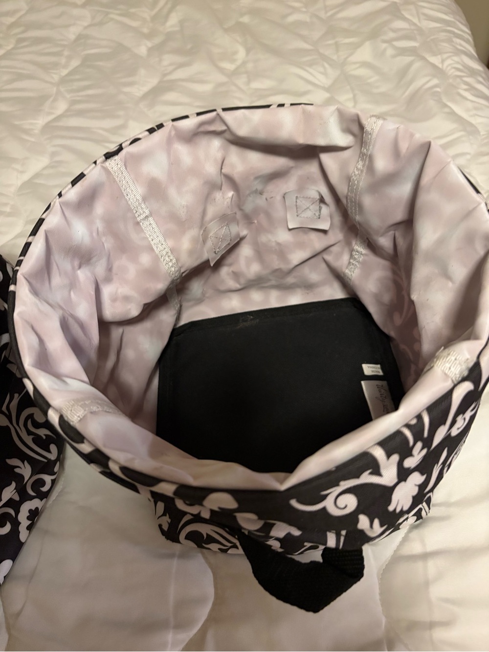 Thirty-One Cinch-Top Bin in black Parisian pop damask plus two collapsible bins - Picture 4 of 7